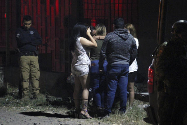 Guanajuato, Mexico, shooting: Gunmen open fire on customers and employees  in bar, killing 10 - CBS News