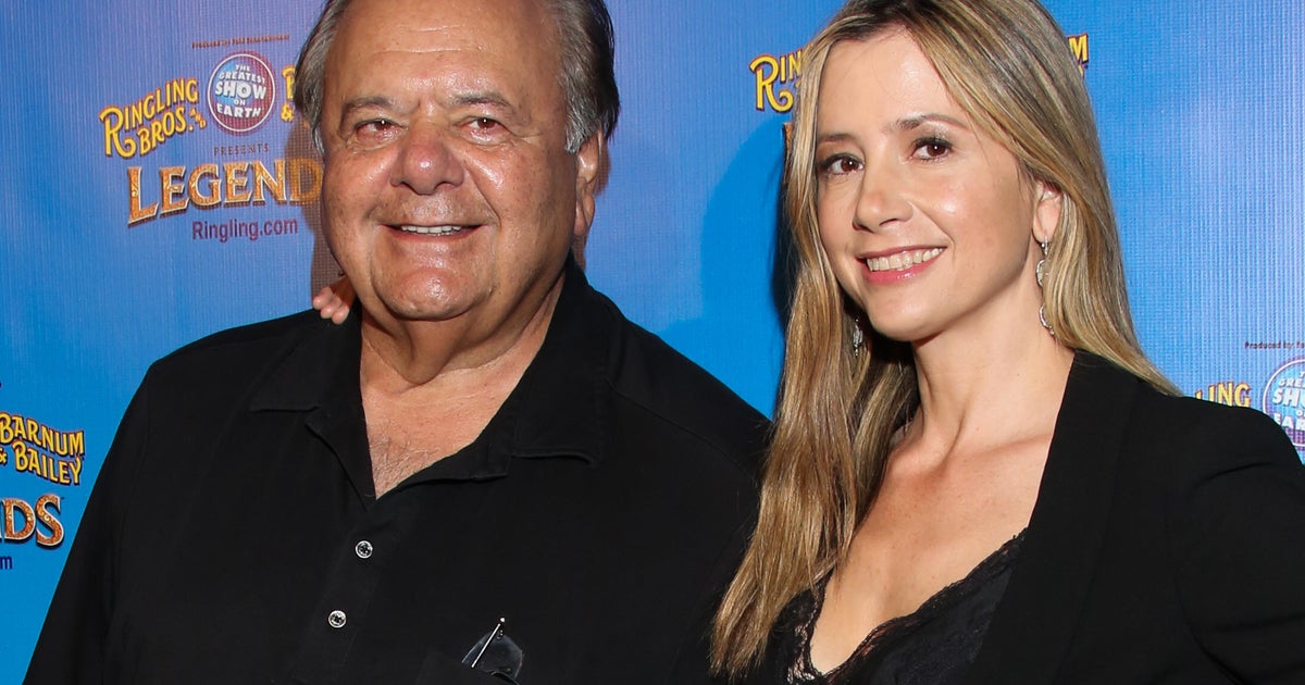 Mira Sorvino “baffled” her father, Paul Sorvino, and other stars were left out of Oscars in memoriam segment