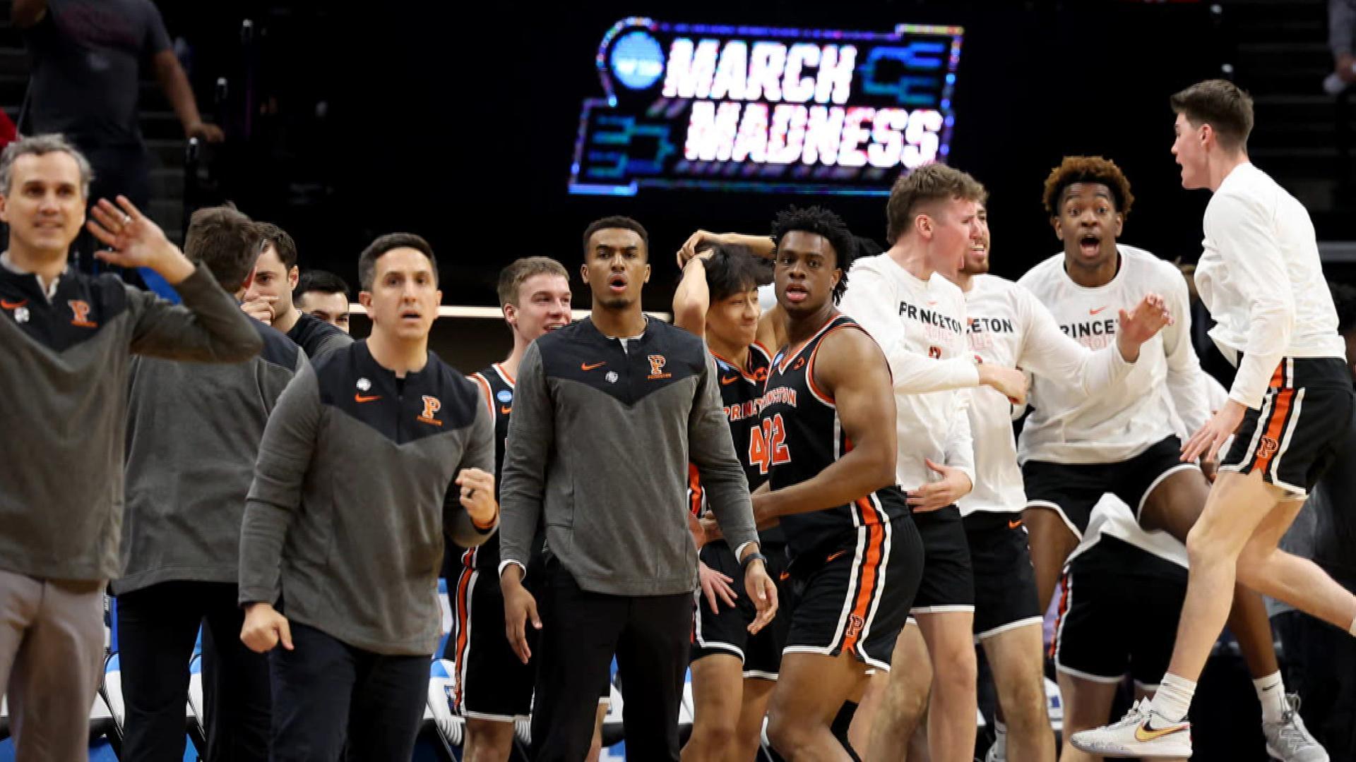 Barber: In Las Vegas win, Virginia's basketball team played for