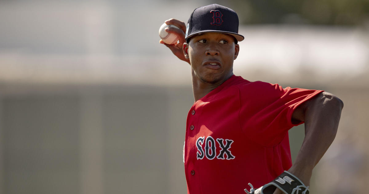 Red Sox righthander Brayan Bello's offseason plan included getting stronger  and seeking out Pedro Martinez for some tips - The Boston Globe