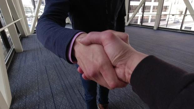 10p-handshake-greeting-gq-pkg.jpg 