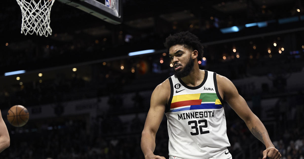 D'Angelo Russell's trade to Timberwolves cursed since the start