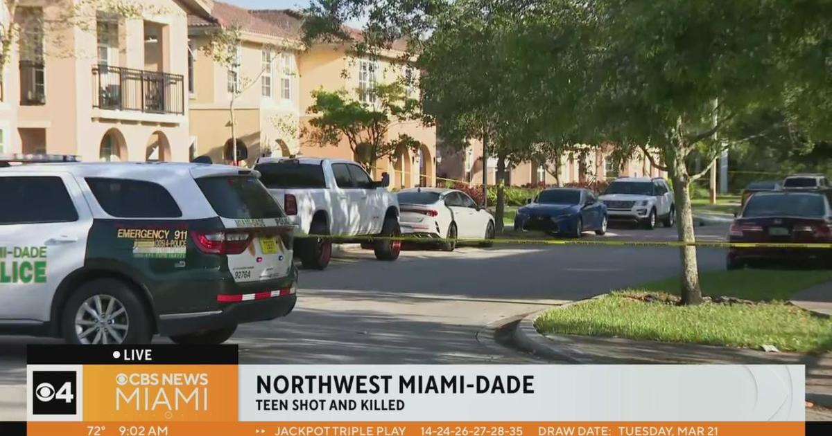 Police look into lethal taking pictures of NW Dade teen