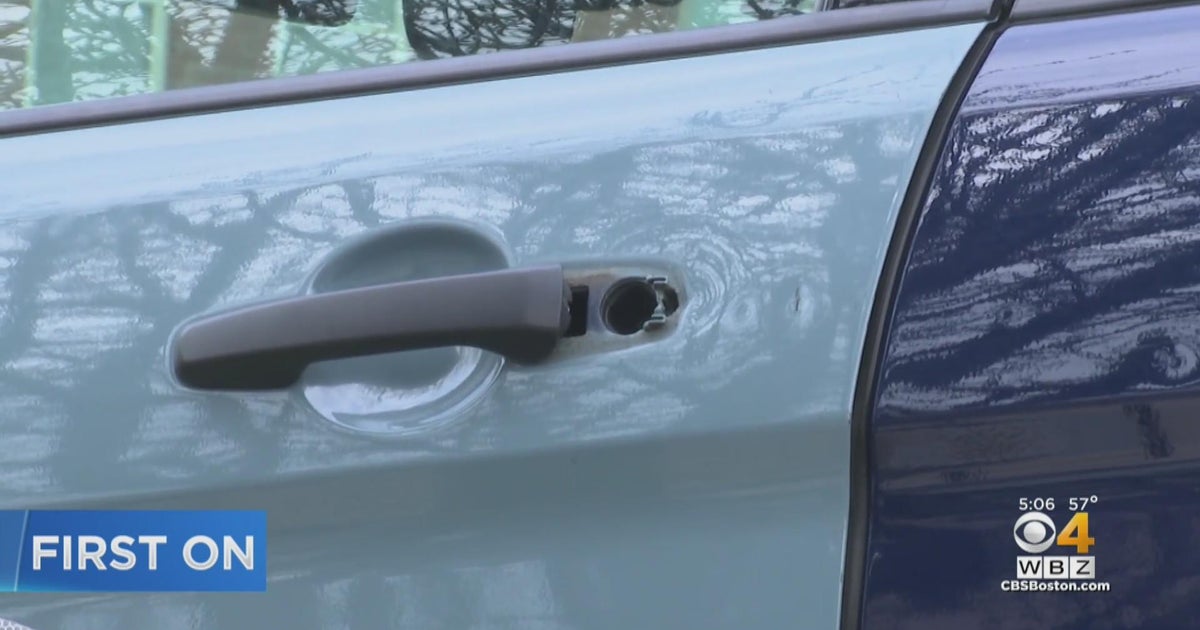Rifle stolen from Massachusetts State Police cruiser in Malden - CBS Boston