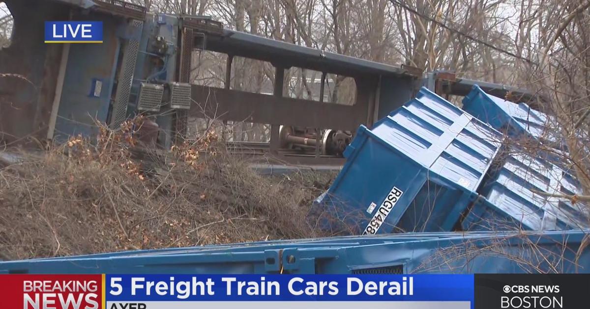 Freight Train Carrying Trash Derails In Ayer - CBS Boston