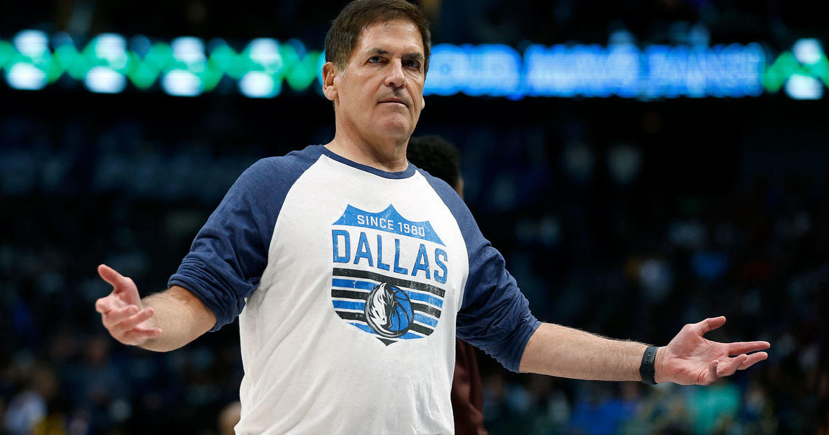 Report: Mark Cuban sells majority stake in Dallas Mavericks