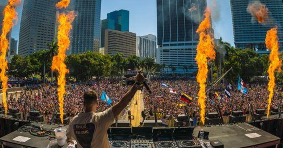 Ultra Music Festival Miami: A Must-Attend Electronic Music Event with Top DJs and Attracting Thousands of Fans from Around the World.