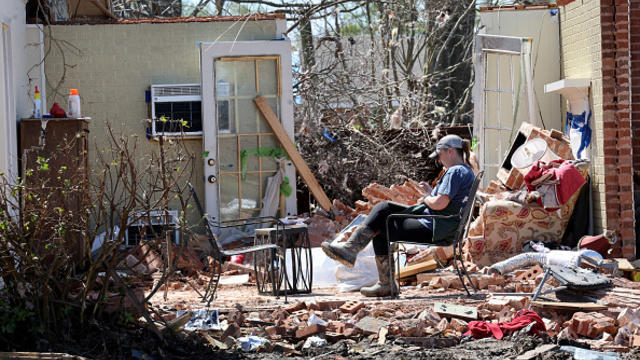 cbsn-fusion-mississippi-residents-cleaning-up-after-deadly-tornado-thumbnail-1833486-640x360.jpg 