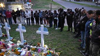 Memorial grows at The Covenant School as Nashville mourns shooting victims 