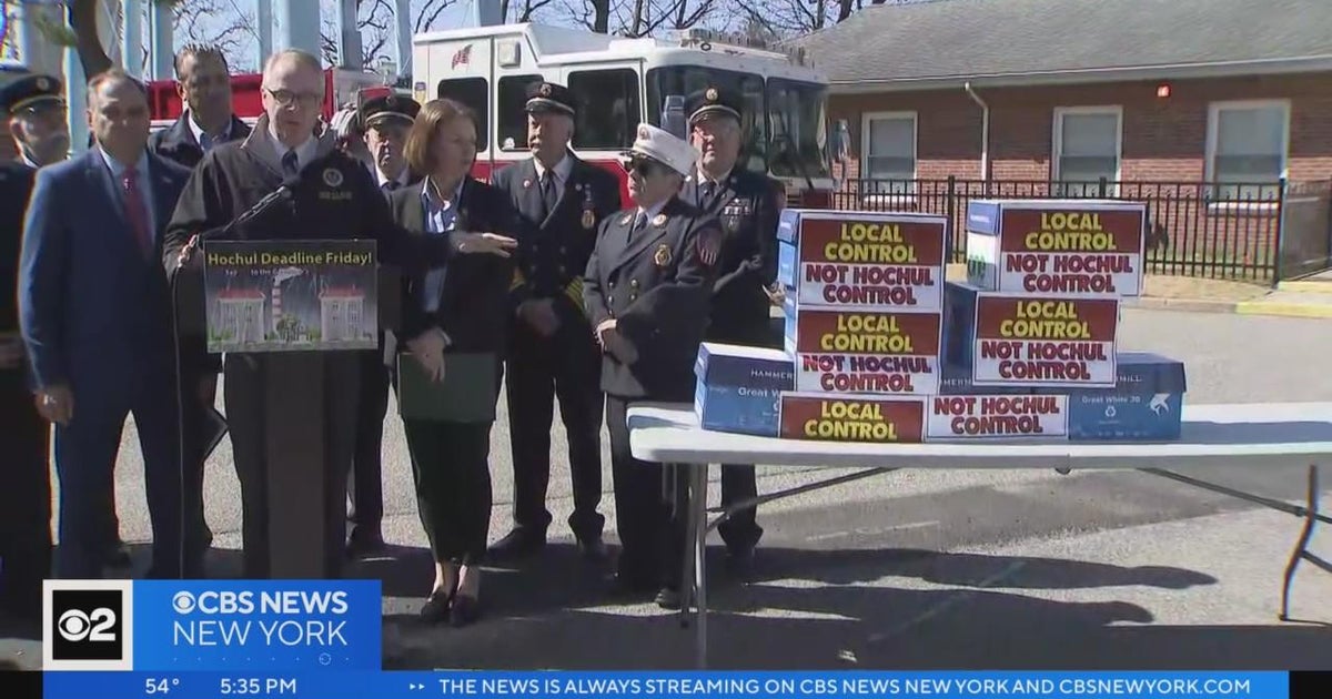 Nassau County leaders push against Gov. Hochul's Housing Compact plan CBS New York