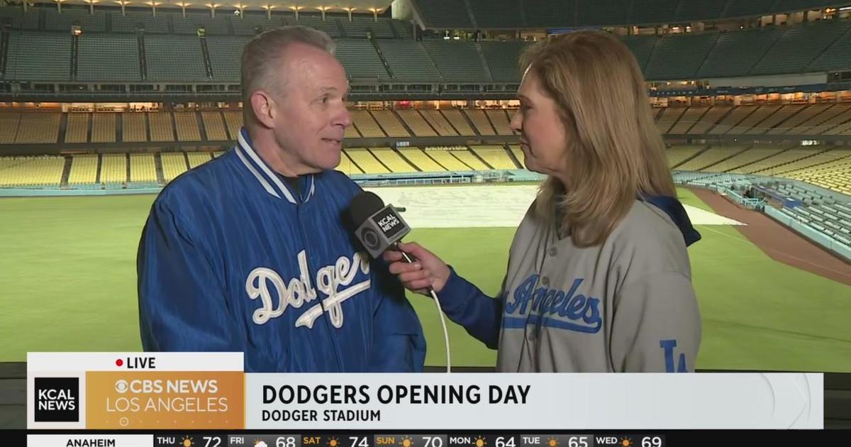 Dodgers opening day first pitch: Valenzuela, Orel Hershiser, Eric