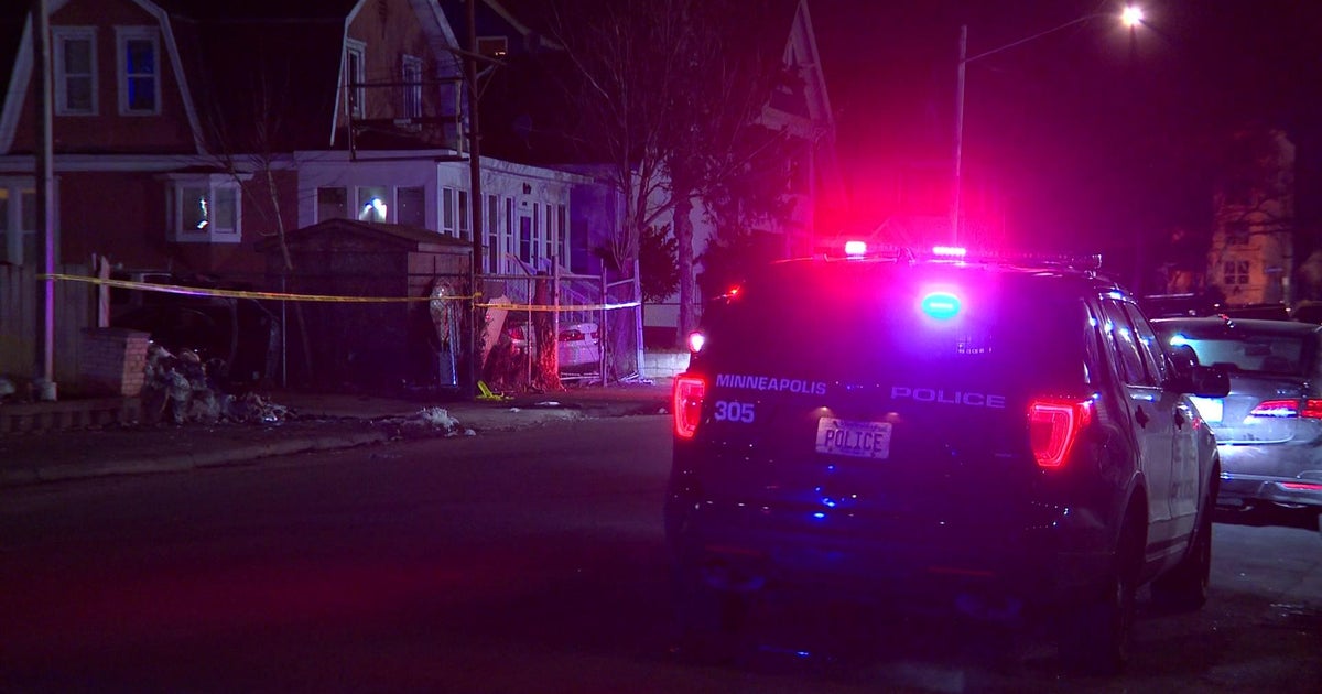 2 men gravely wounded in shooting at south Minneapolis home - CBS Minnesota