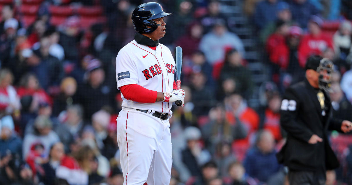 Rafael Devers on the wrong side of pitch clock history on Opening Day - CBS  Boston