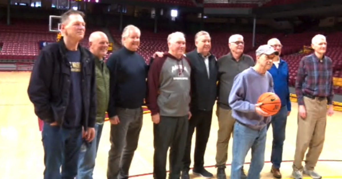 Anoka, Chisholm 1973 basketball teams reunite 50 years after State Tournament