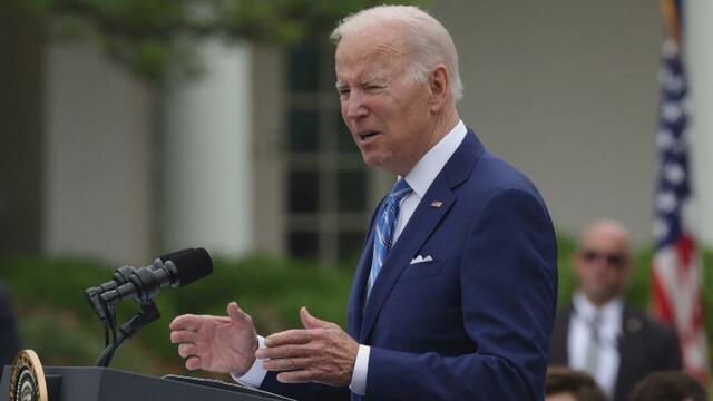 0403-cbsn-ebs-biden-1852049-640x360.jpg 