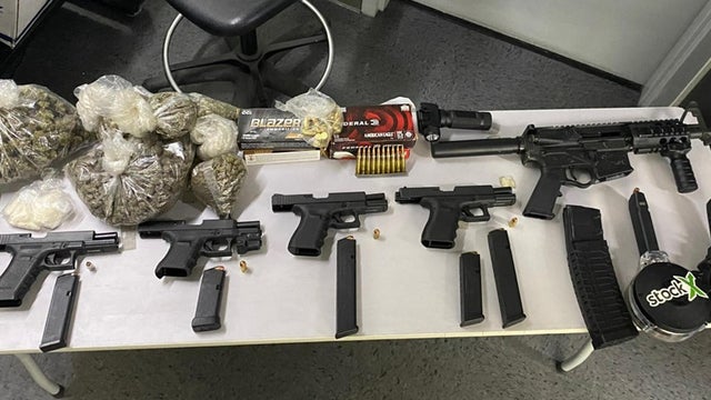 oakland-weapons-drug-arrest-evidence.jpg 