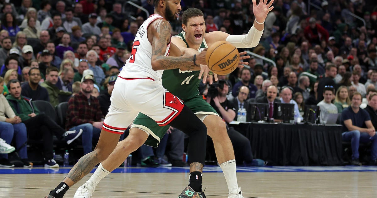 Bulls Blow 10-point Lead, Lose To Bucks - CBS Chicago