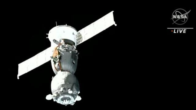 cbsn-fusion-russia-and-the-us-team-up-in-space-to-relocate-soyuz-to-new-iss-port-thumbnail-1860446-640x360.jpg 