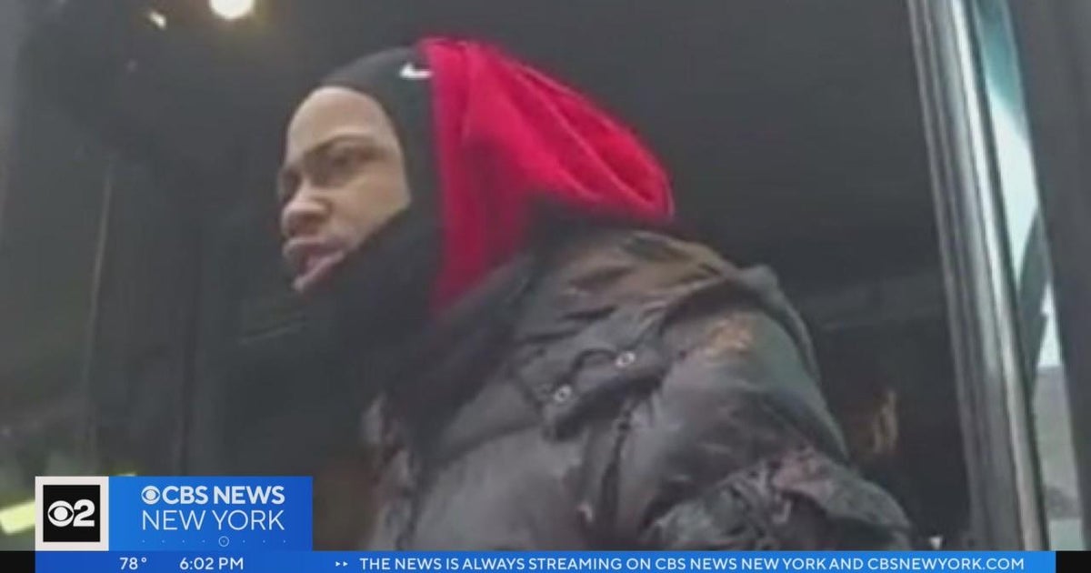 Search for gunman accused of shooting NYPD officer continues - CBS New York