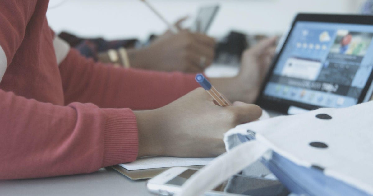 u-of-m-dearborn-embraces-ai-opts-out-of-detection-software-cbs-detroit
