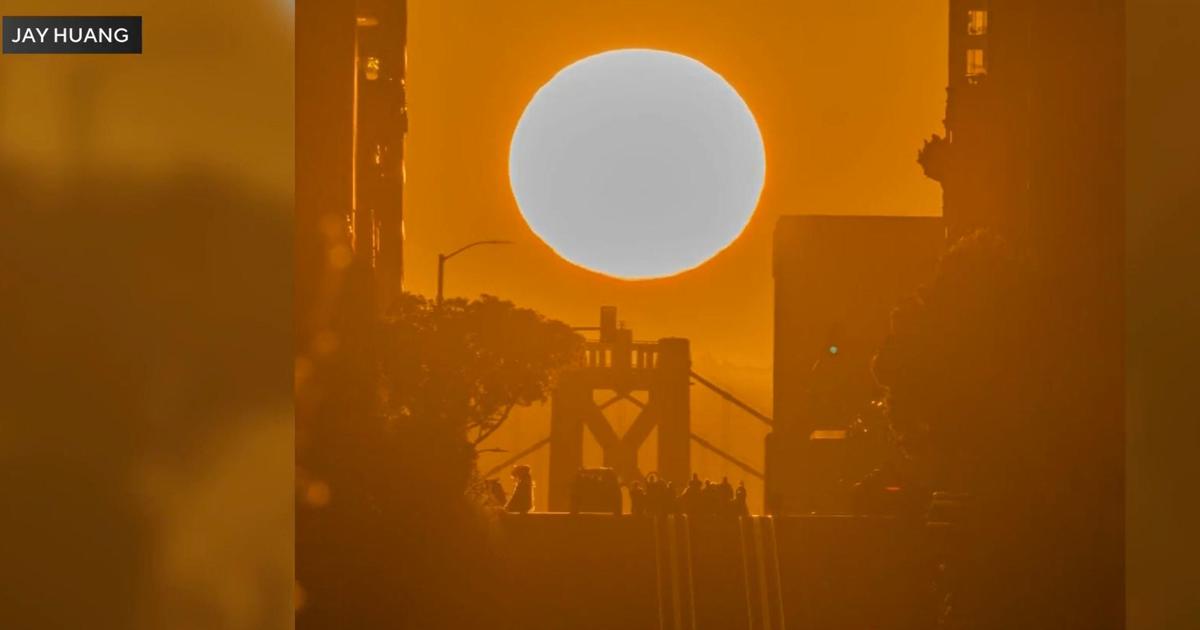 'California Henge' draws large crowd to weekend San Francisco sunrise