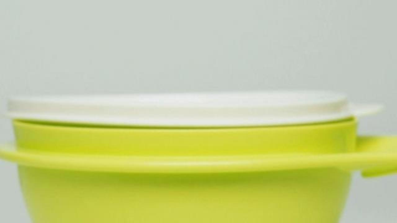 Onbeleefd Kwestie Preek Tupperware may go out of business, company warns - CBS News