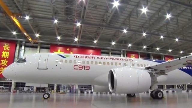 cbsn-fusion-china-accused-of-spying-to-create-passenger-jet-thumbnail-1875632-640x360.jpg 