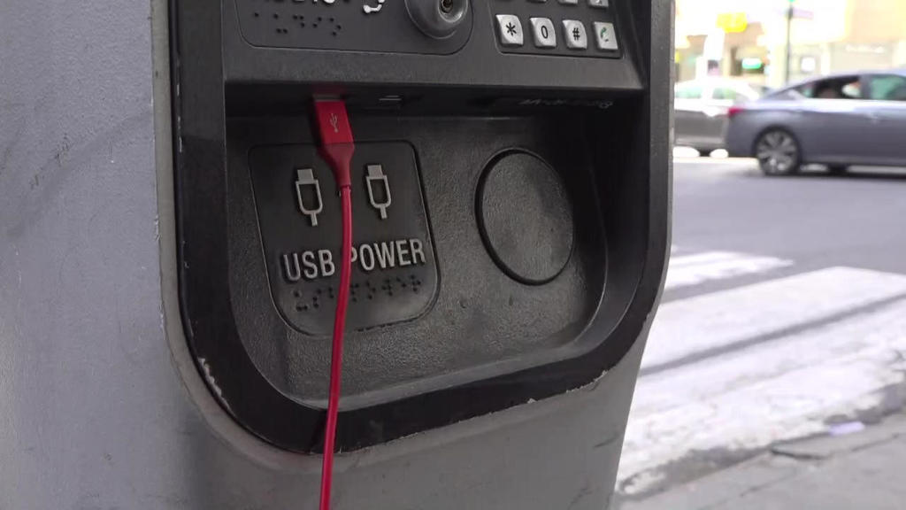 FBI warns of the dangers of using public USB ports due to hackers