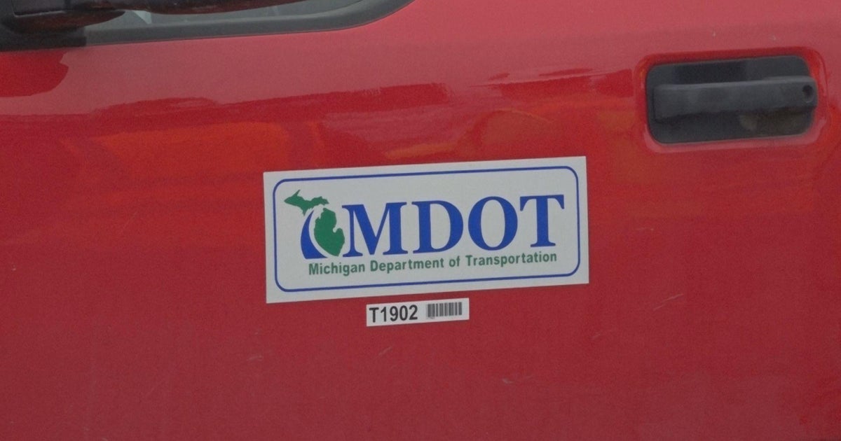 Weekend road closures ahead, Michigan Gov. Whitmer kicks off construction season - Vimarsana News
