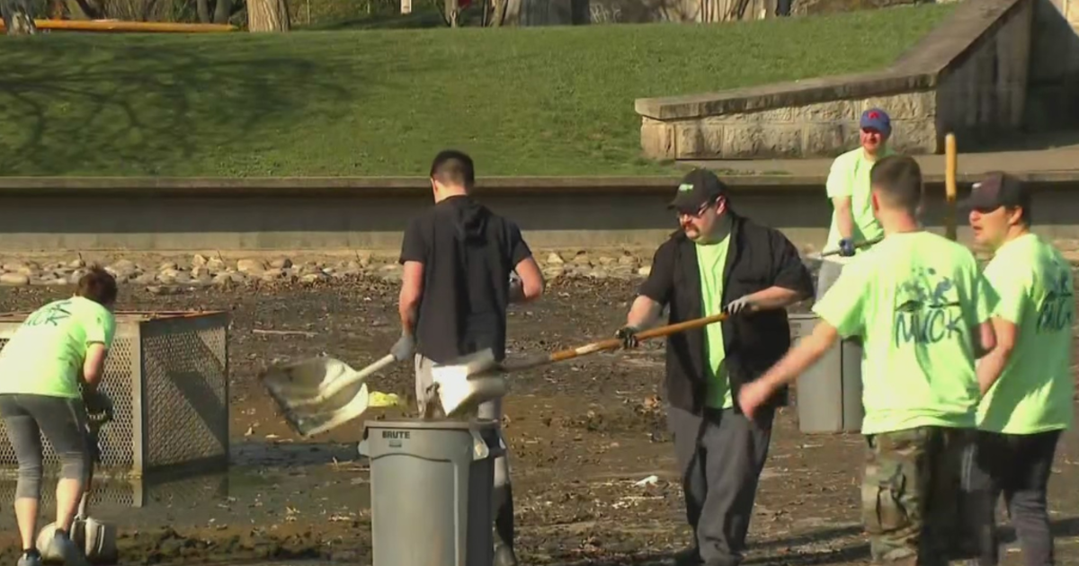 Volunteers Clean Up Lake Elizabeth At 10th Annual What The Muck Cbs