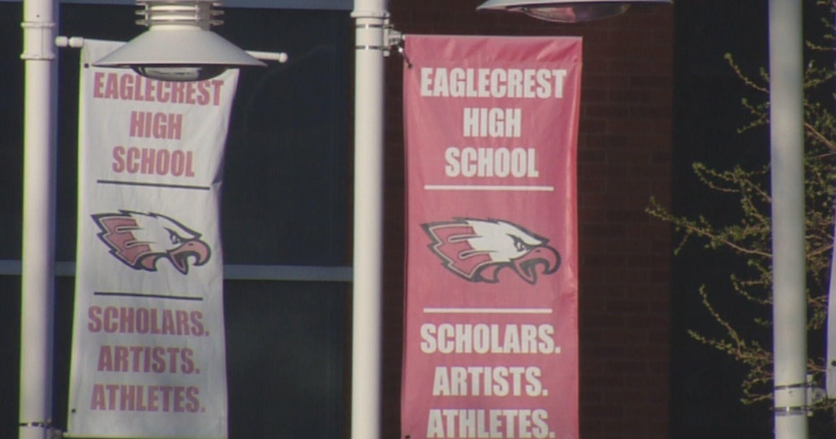 Eaglecrest High School students to return to class after death of