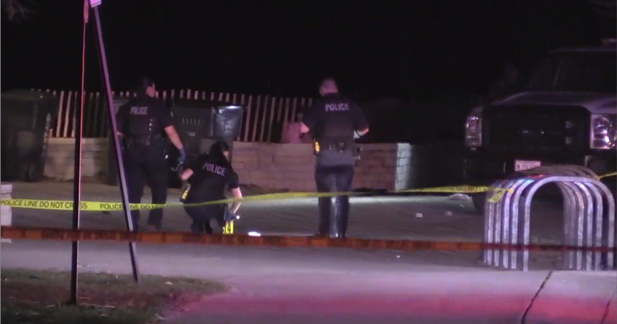 1 teen killed, 2 hurt in Evanston shooting; NU lockdown over - CBS Chicago