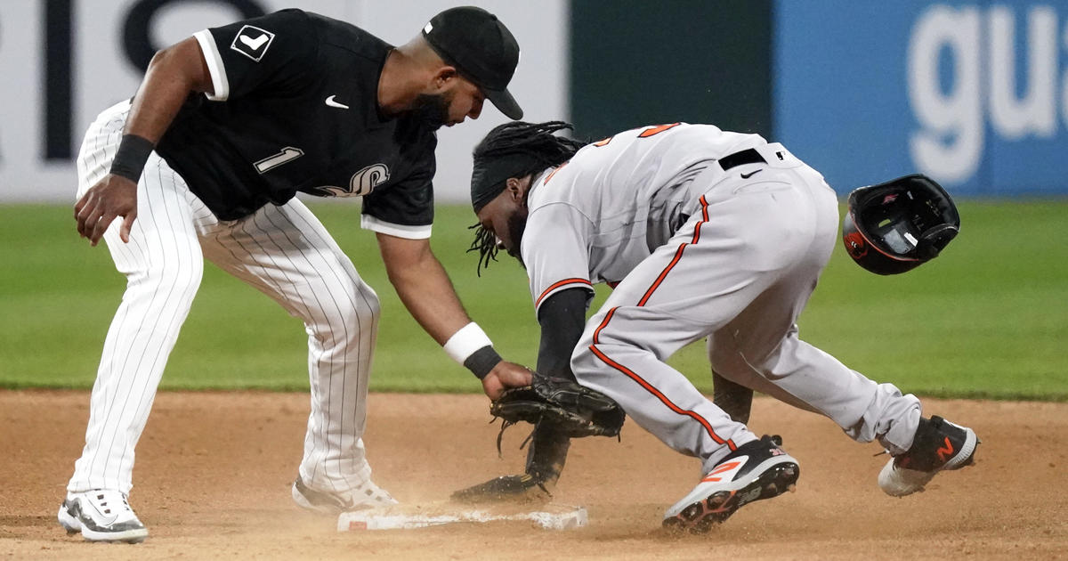 White Sox hit with brutal Eloy Jimenez hamstring injury update