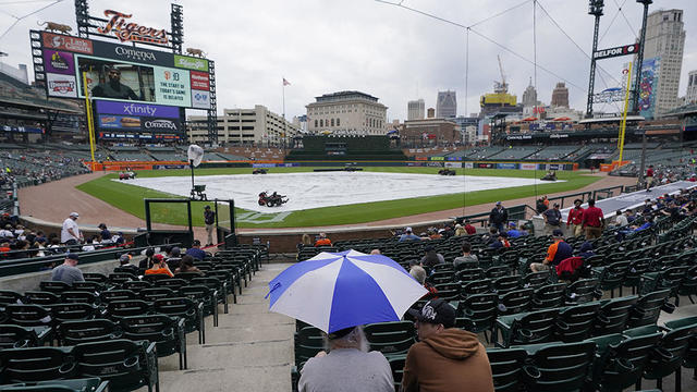 Giants - Tigers Baseball 