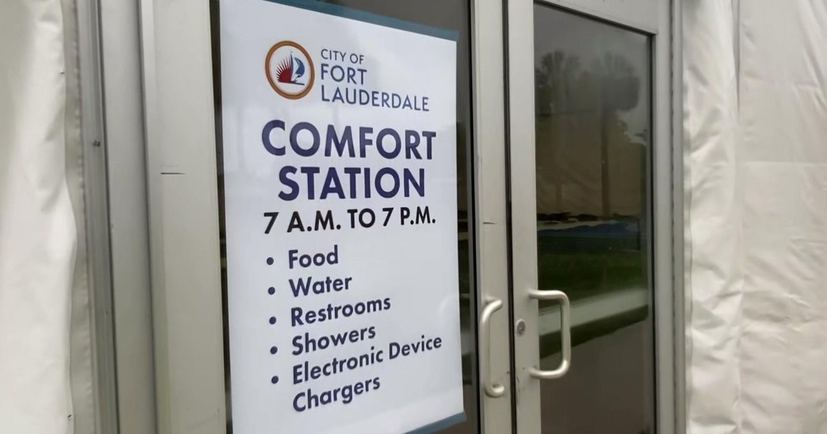 Broward residents find a great deal essential water, foodstuff, sandbags at ‘comfort stations’