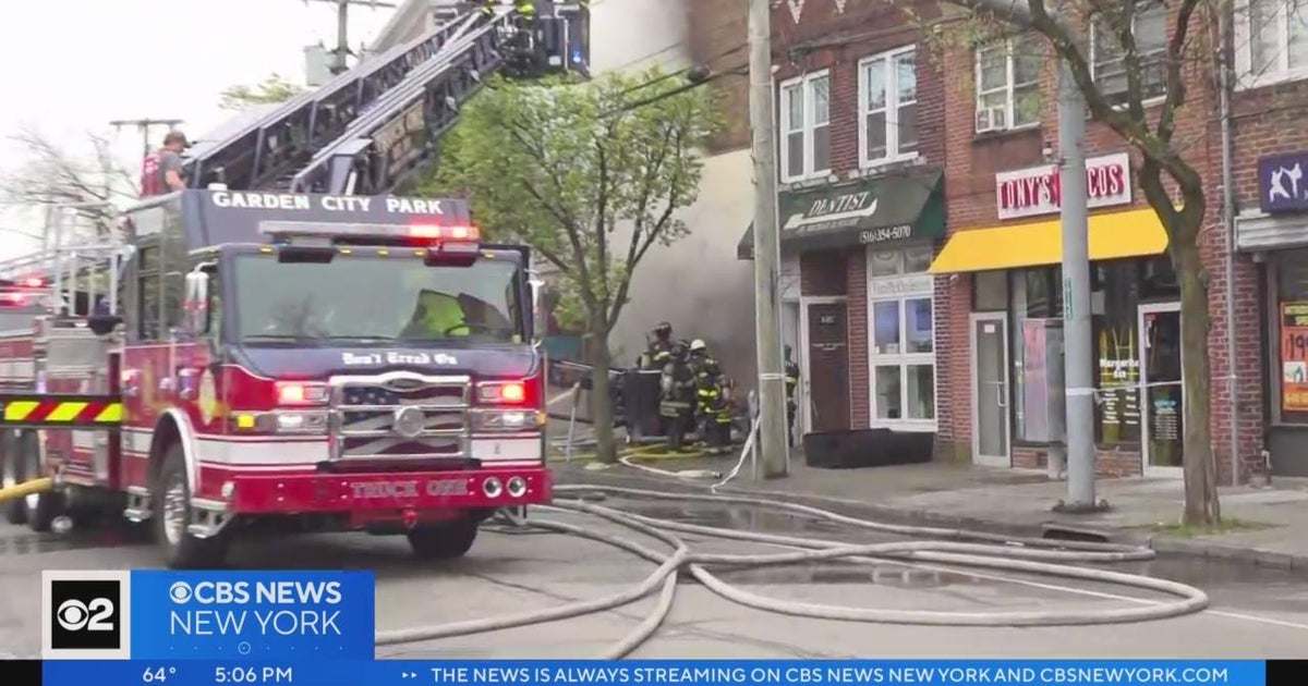 Six businesses destroyed in Long Island fire - CBS New York