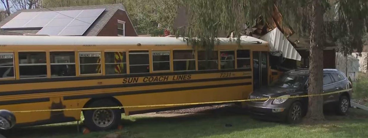 School bus crashes into home in West Mifflin - CBS Pittsburgh