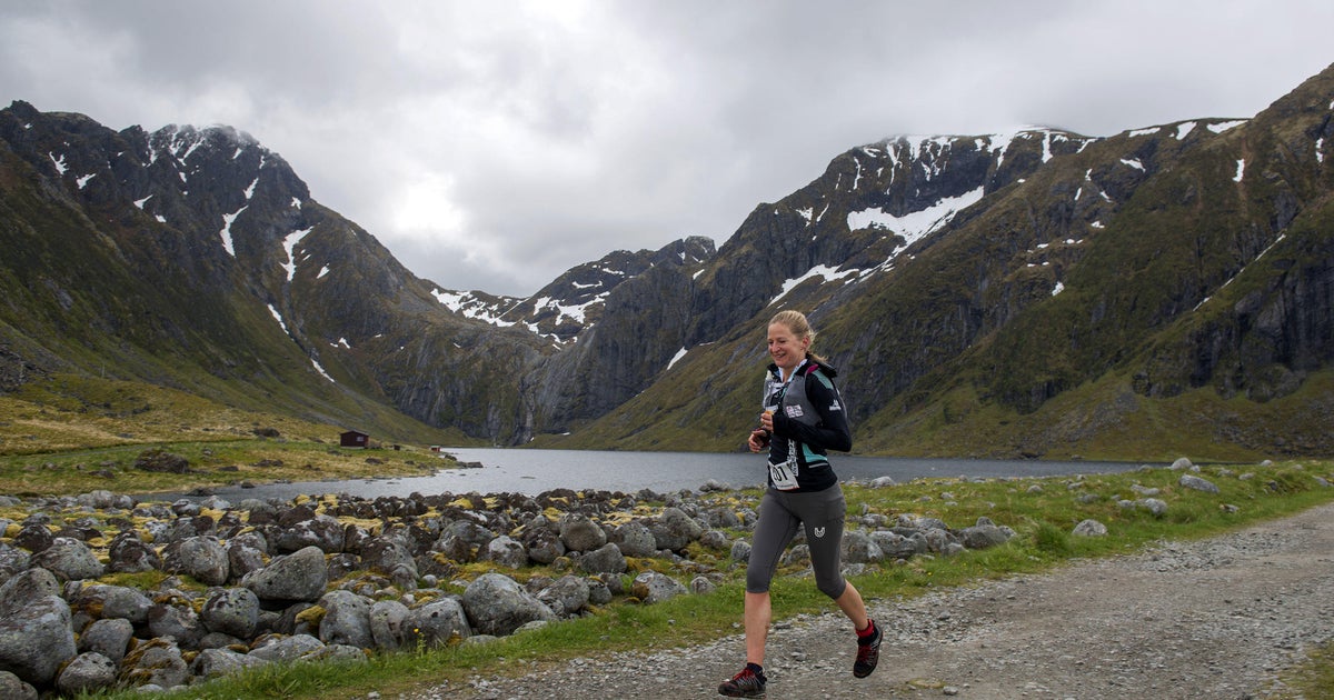Ultramarathoner disqualified for using car during 50mile race CBS(01)