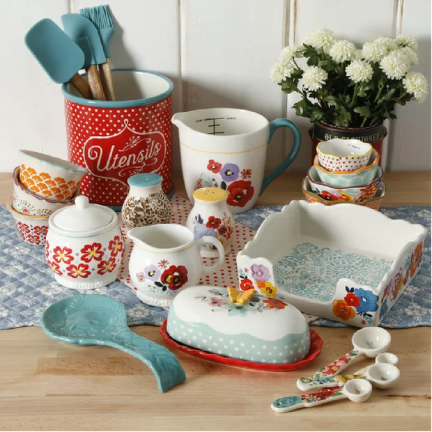 the pioneer woman pantry essentials