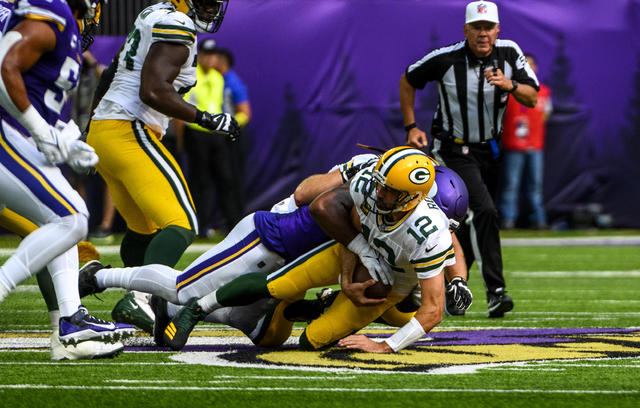 Favre takes it to the Packers: Vikings win 30-23