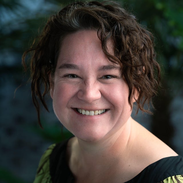 Headshot of Lyndal Cairns 