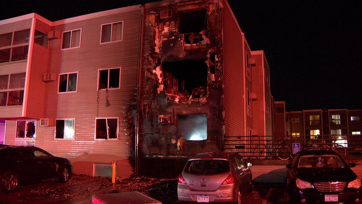 6a-vo-mpls-3-alarm-fire-wcco39y0.jpg 