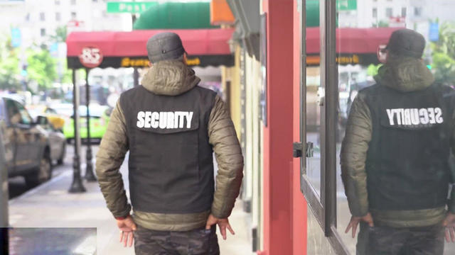 securityguard.jpg 