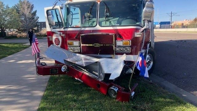 fire-truck-crash-3-aurora-pd-tweet.jpg 