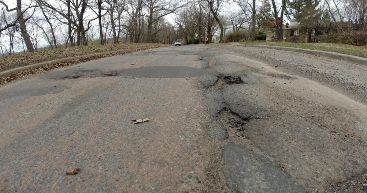 Potholes popping up in Pittsburgh area after recent freeze-thaw cycle ...