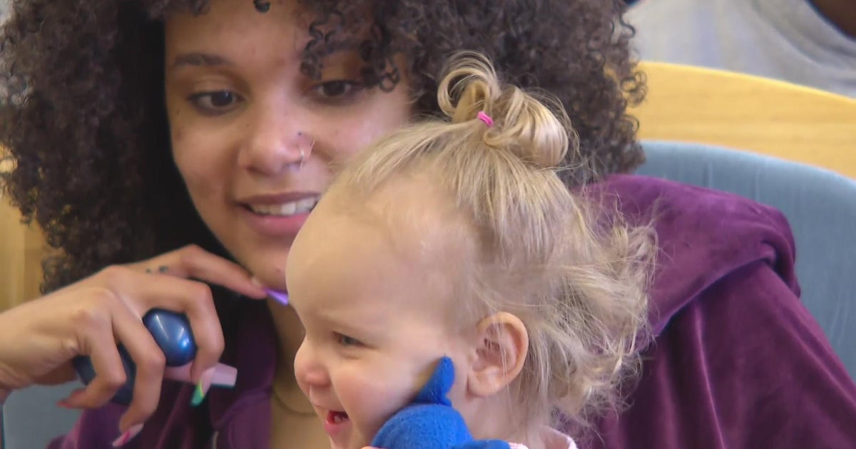 At Longfellow Alternative School, music is strengthening families CBS Minnesota