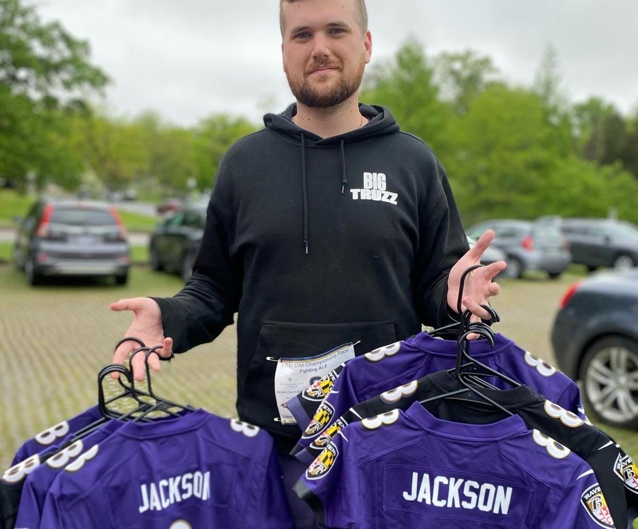 '(I) do it for the kids': Ravens' fan describes idea behind giving ...