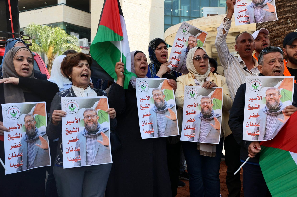 Death of Khader Adnan, hunger-striking Palestinian prisoner in Israel ...