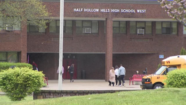 half-hollow-hills-high-school-west.jpg 
