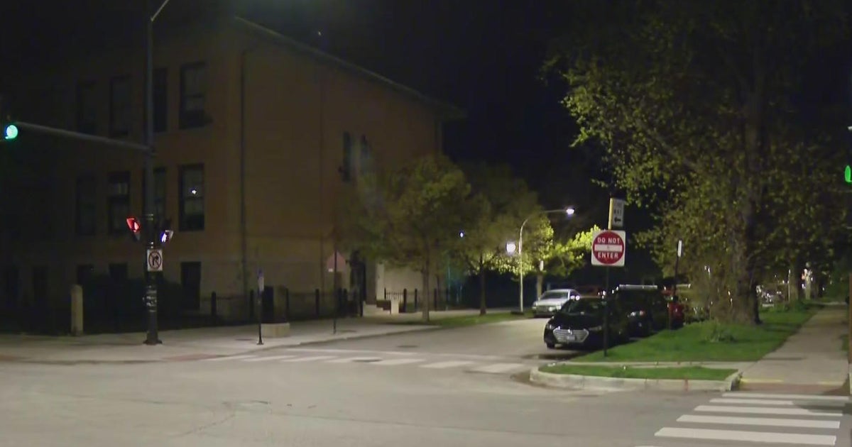 Police issue alert of attempted child luring in Rogers Park - CBS Chicago